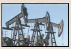 Oil Rigs Pumping Again in Iraq